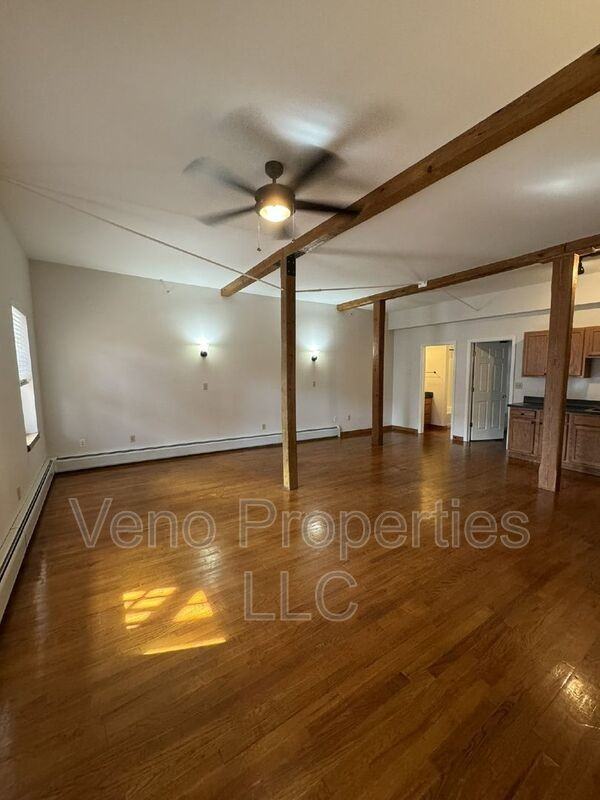 1 S Park St #1A - Photo 5 of 12