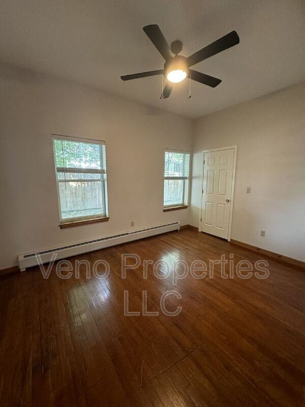 1 S Park St #1A - Photo 7 of 12