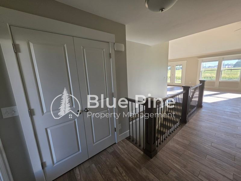 4589 Blackstone Dr - Photo 2 of 28
