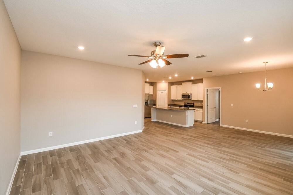 7049 Bowers Creek Dr - Photo 3 of 16