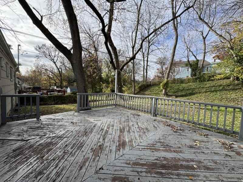 227 Meadowcrest Dr - Photo 6 of 30