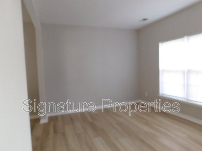 7907 Cottesmore Ter - Photo 5 of 23