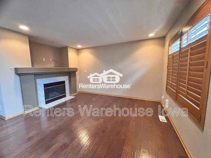 1400 S 52nd St #67 - Photo 3 of 13