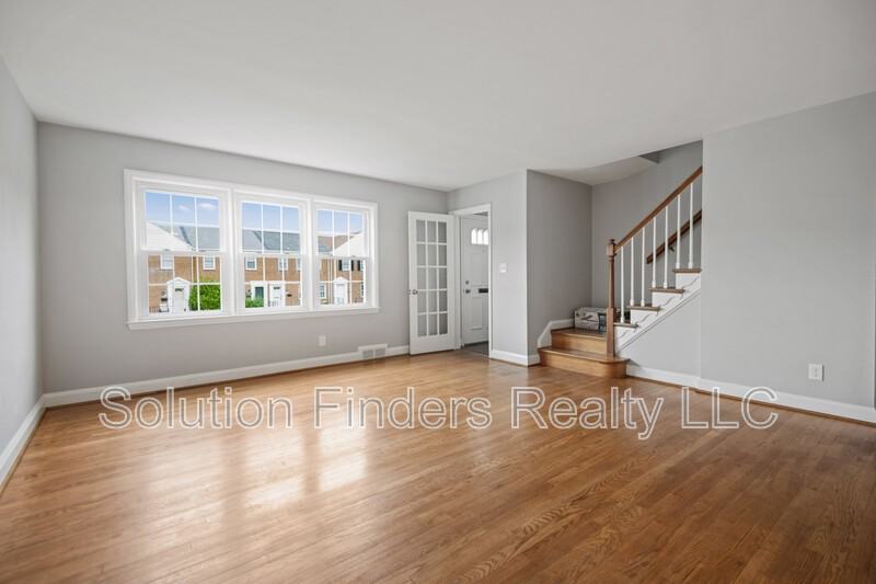 1812 Edgewood Rd - Photo 3 of 24