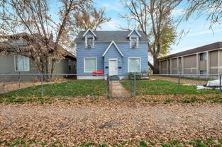 263 28th St #B - Photo 1 of 1