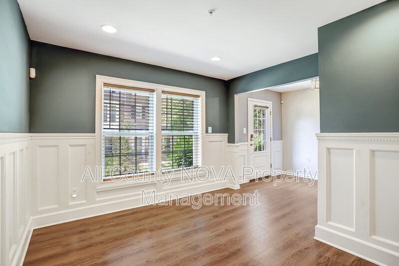 2908 Pinebrook Rd - Photo 7 of 46