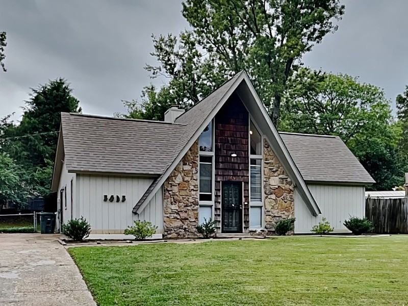 5415 Stardust Drive - Photo 2 of 18