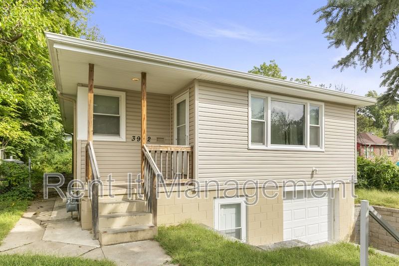 3912 Curtis Ave - Photo 2 of 20