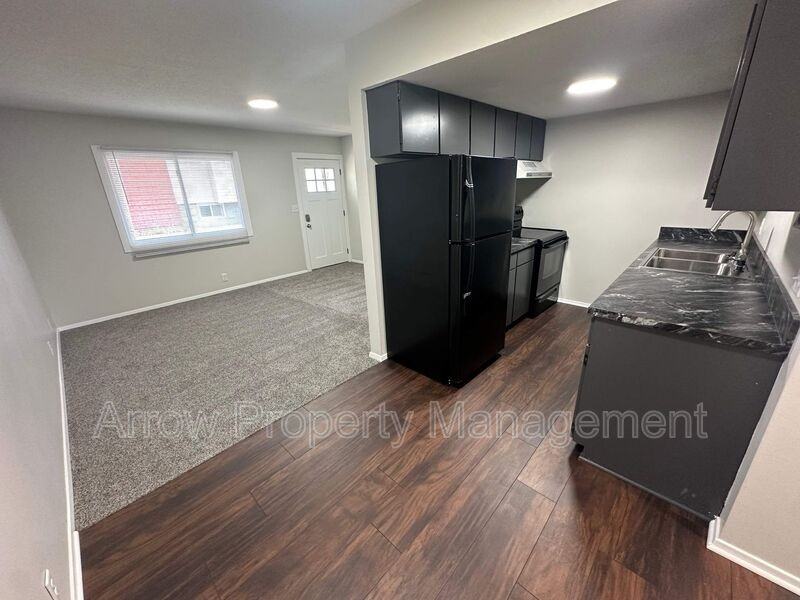 2933 P St #1 - Photo 5 of 10