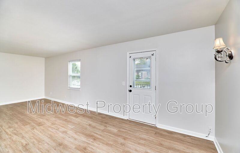 6681 Chesapeake Dr #C - Photo 5 of 22