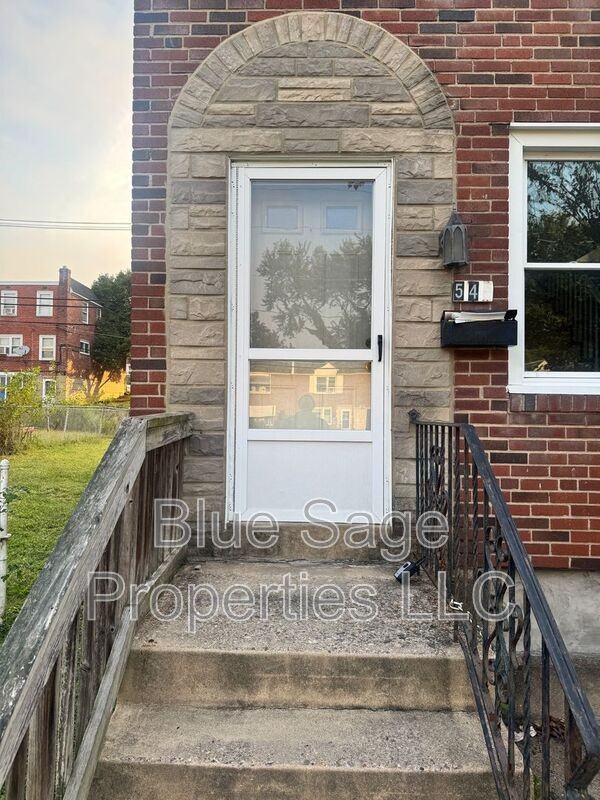 545 S 4th St - Photo 2 of 29