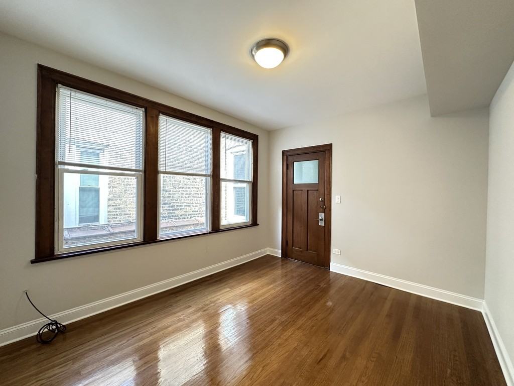 3050 N Milwaukee Ave #2R - Photo 7 of 21