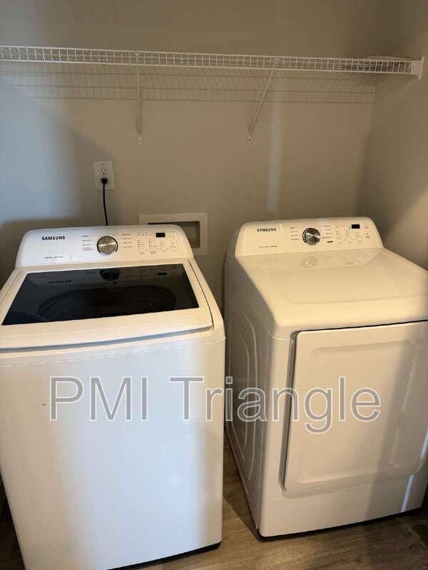 67 Blakley Street - Photo 6 of 11