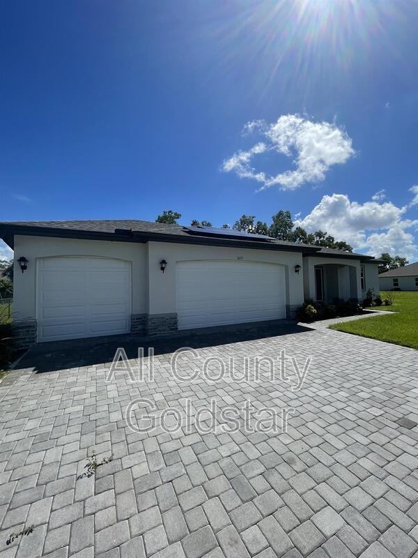 16195 Maya Cir - Photo 2 of 9