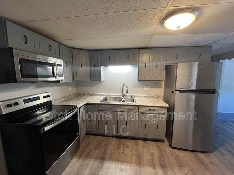 10669 Jonestown Rd - Photo 3 of 18