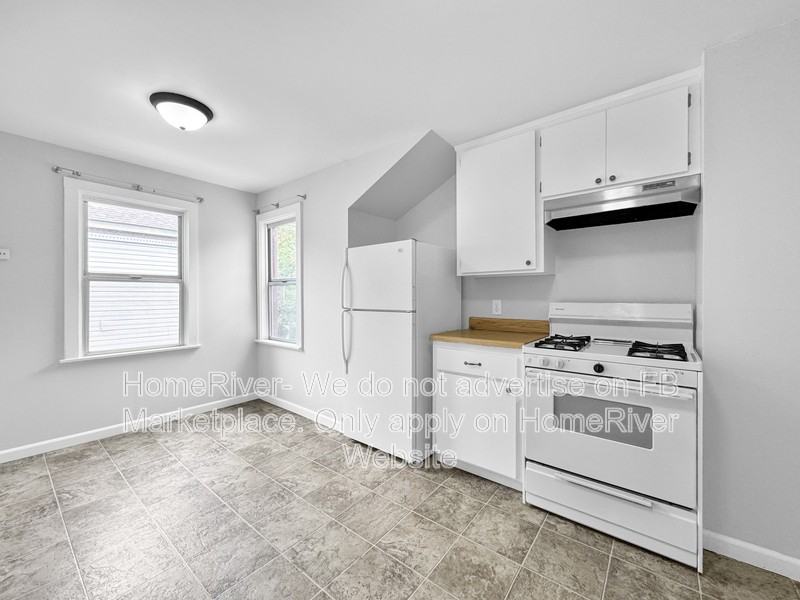 516 15th St - Photo 2 of 19