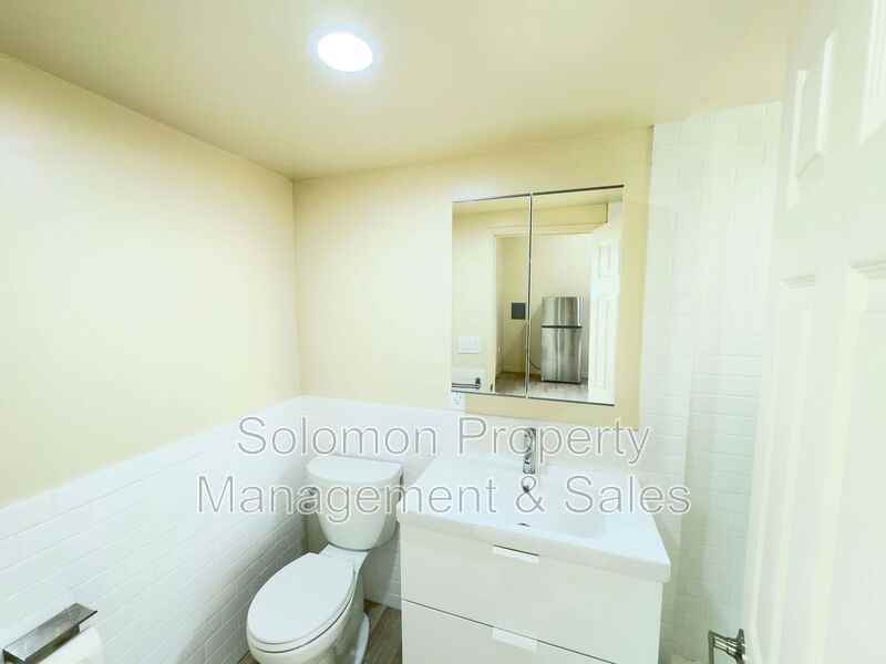 513 N Ditmar St - Photo 6 of 11
