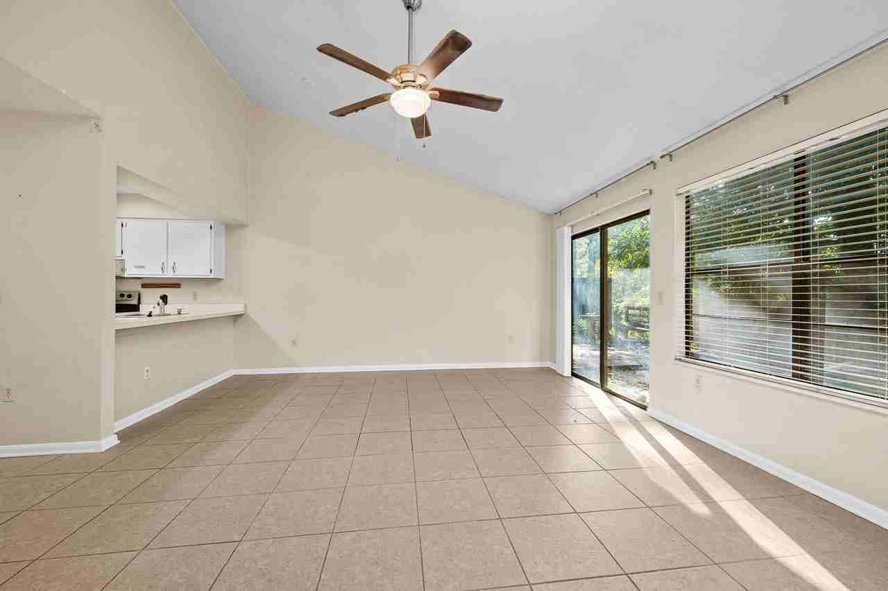 4427 Southwest 21st Lane - Photo 2 of 24