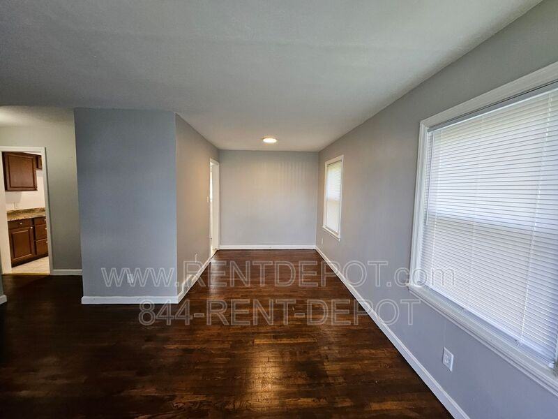 837 Prosperity Ave - Photo 3 of 9