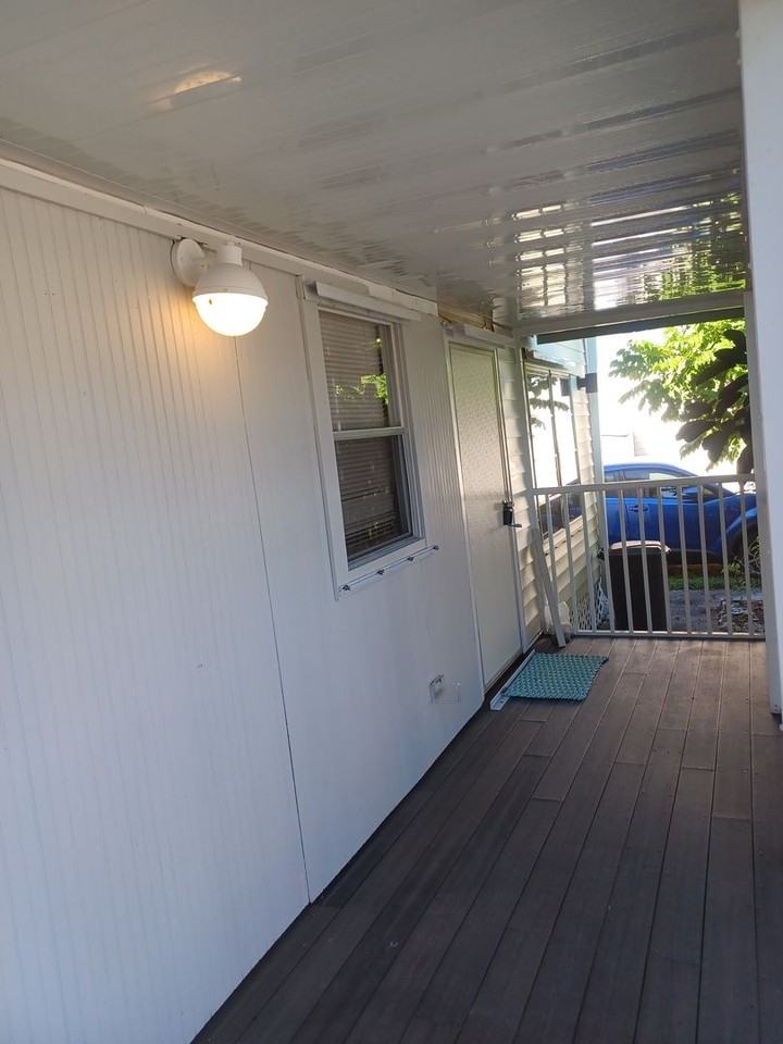 5567 Meadowlark Ln - Photo 3 of 18