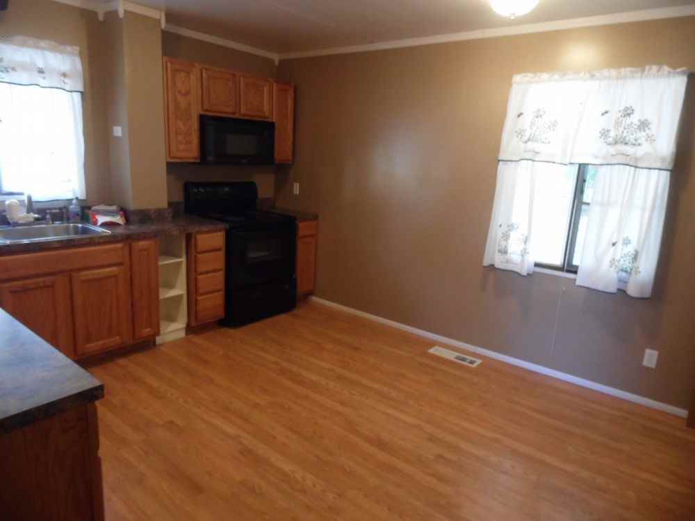 2130 Reed St - Photo 3 of 10