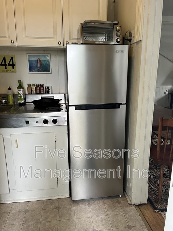 134 Buell St - Photo 6 of 16