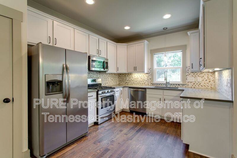 2112A 14th Ave N - Photo 5 of 31