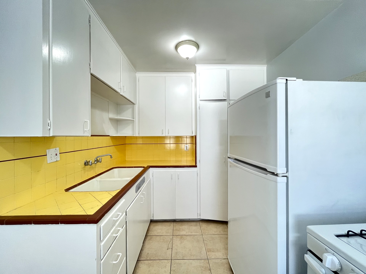 1287 North Sierra Way - Photo 6 of 14