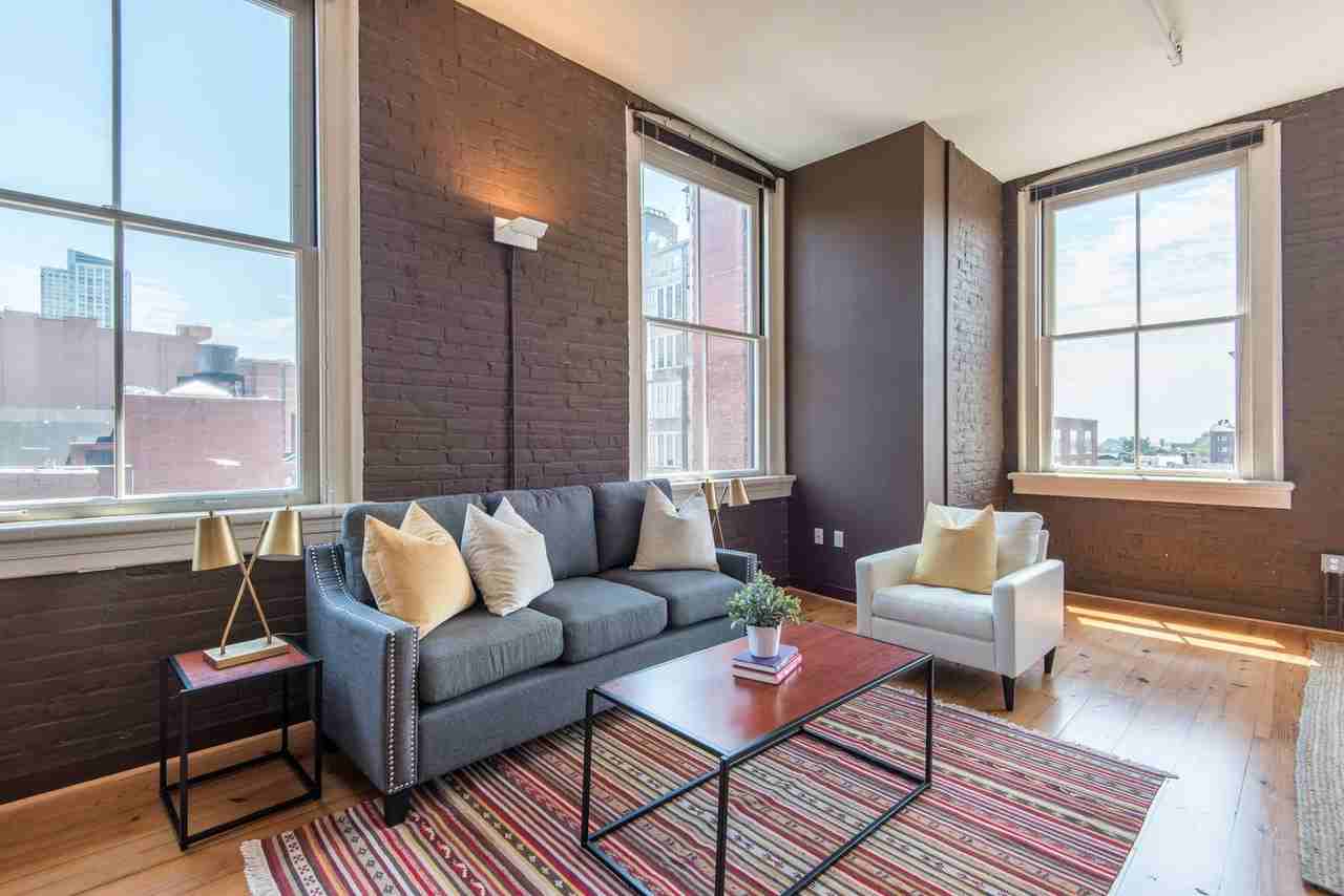 1200 Walnut St - Photo 7 of 39