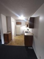 Welcome home to commercial blvd - Photo 1 of 1