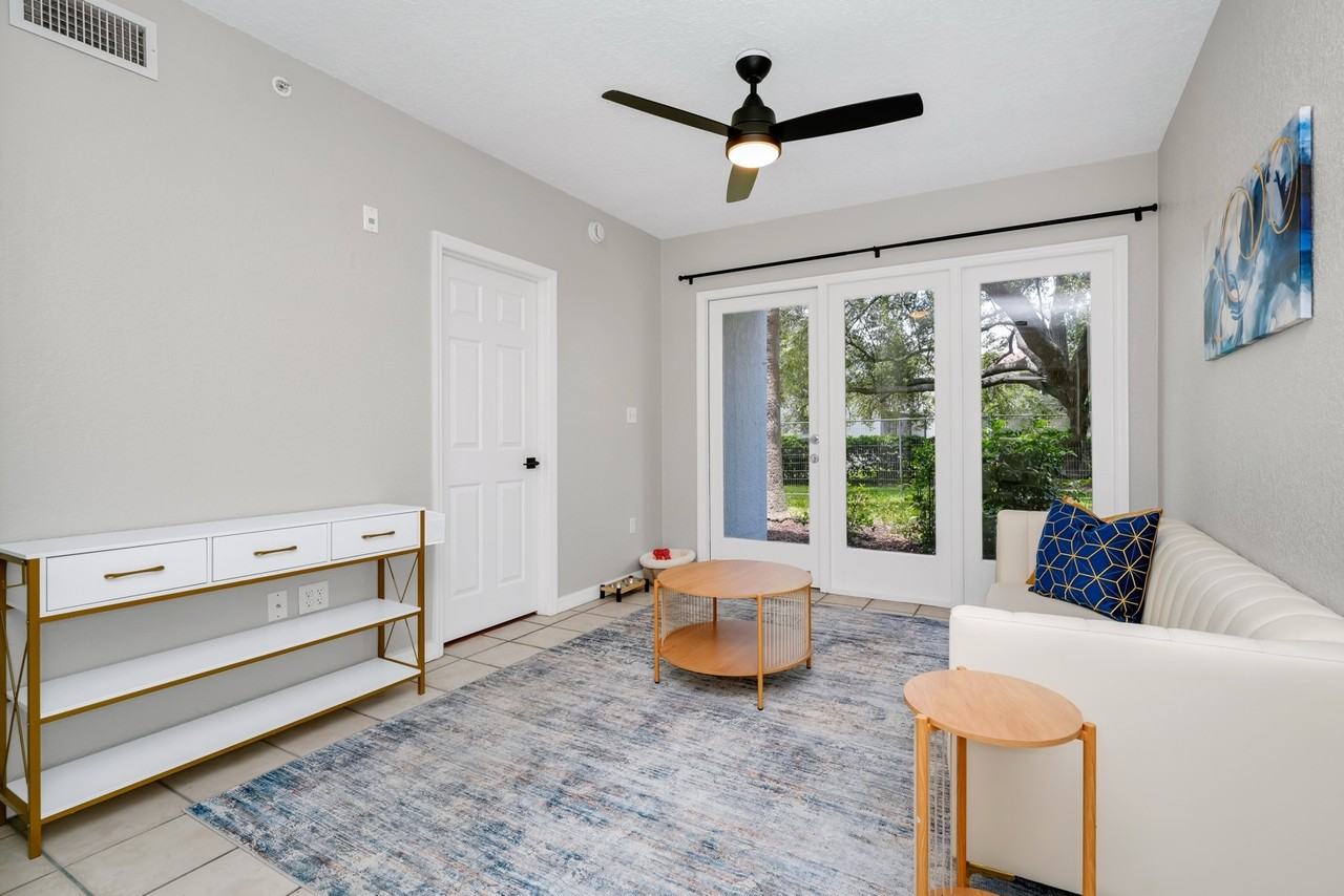 Kyngs Point I - Photo 7 of 50