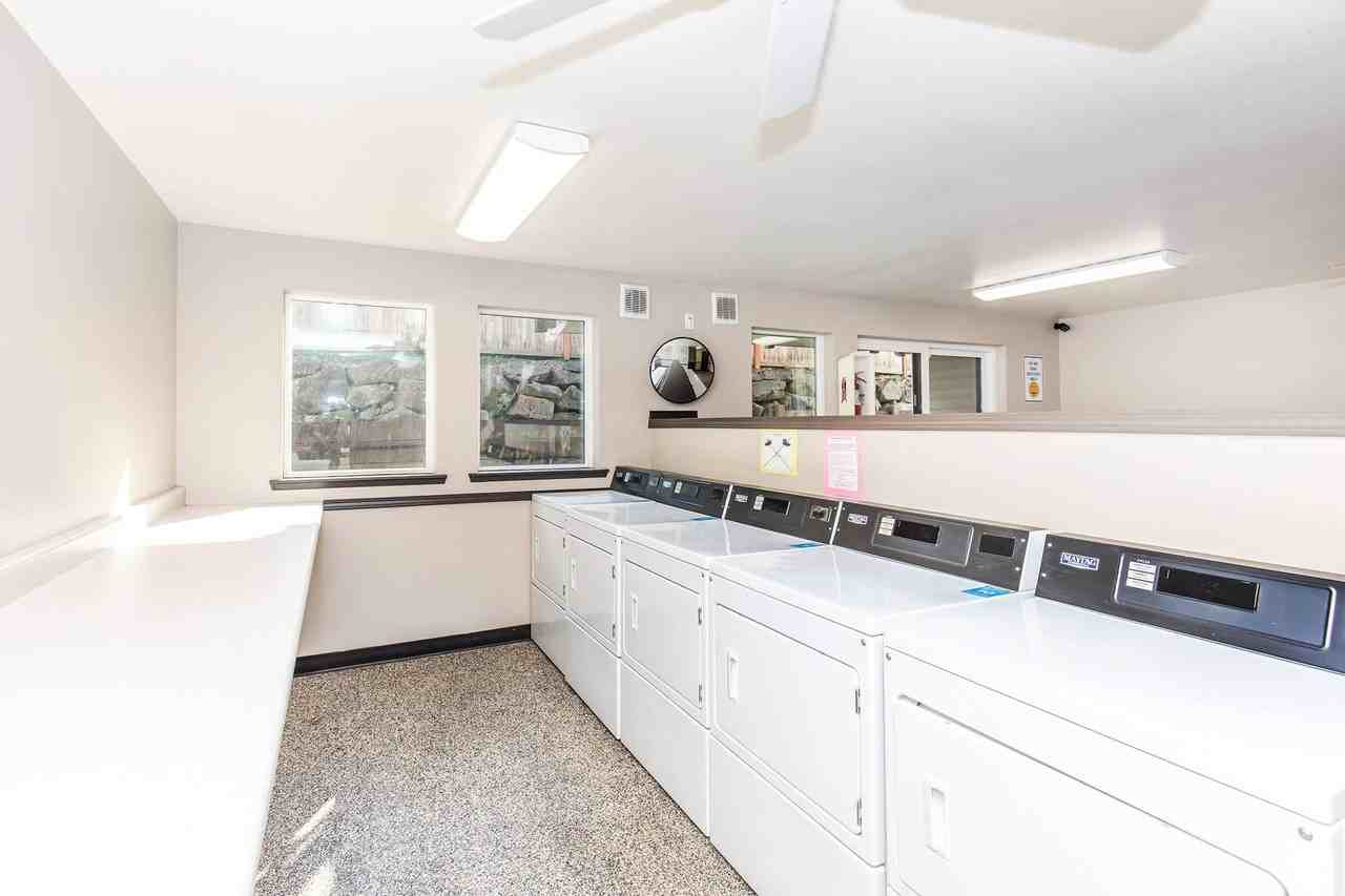 10433 SE Kent Kangley Rd - Photo 7 of 33