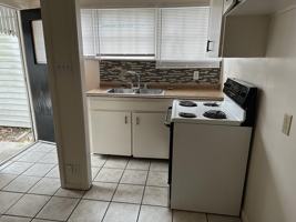 featured image of 1608 Azalea Dr