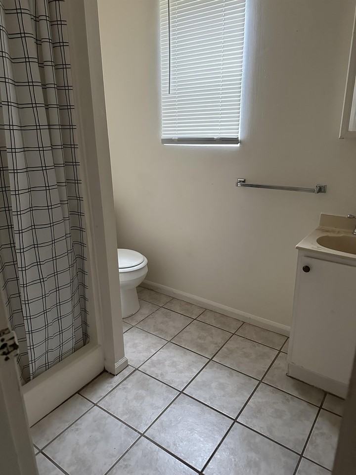 1608 Azalea Drive - Photo 3 of 3