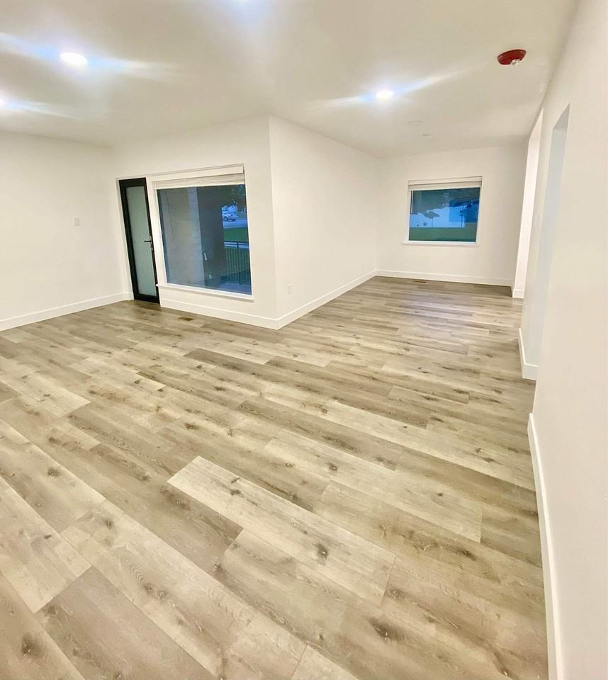 Revive Apartment - Photo 7 of 17