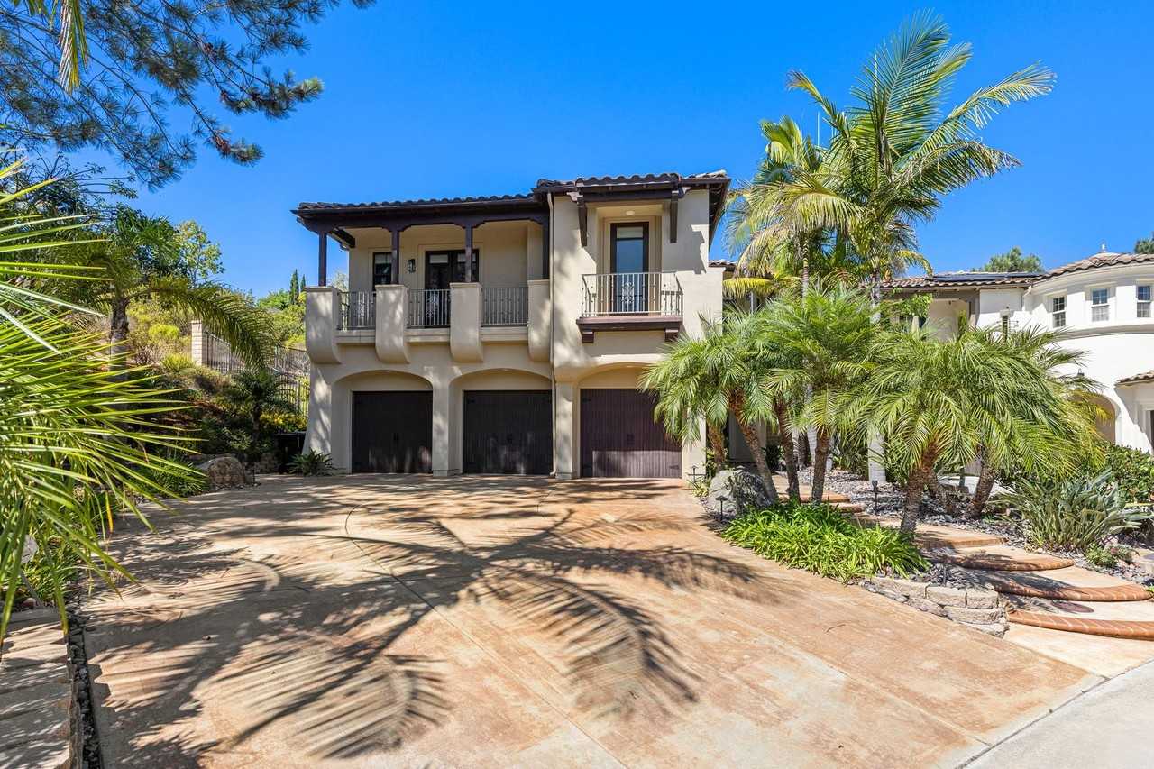 4754 Sunset Heights Ct - Photo 2 of 50