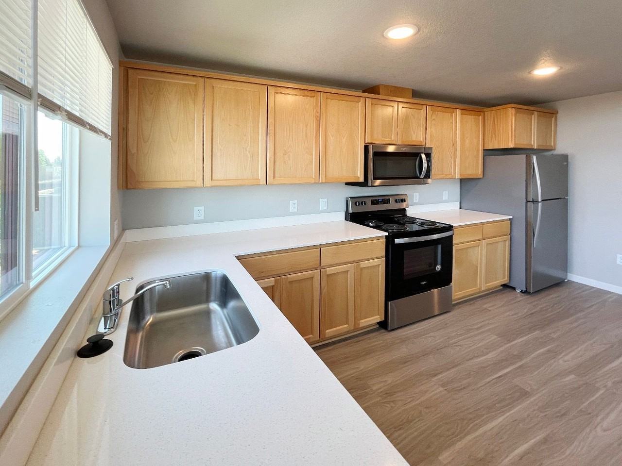 060-Sonic River Apartments - Photo 2 of 17