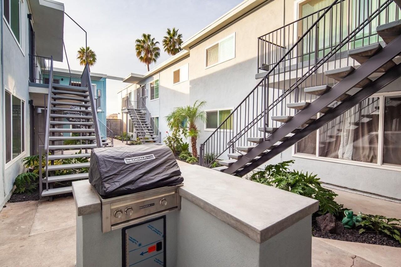 Amazing centrally located and renovated property! - Photo 4 of 5