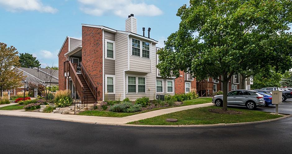Windscape of Naperville Apartments - Photo 2 of 36