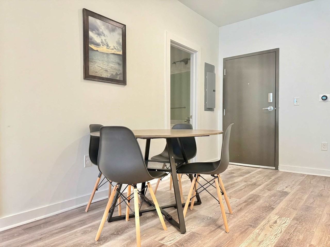 525 Parkway Dr Ne #1299396P - Photo 6 of 25