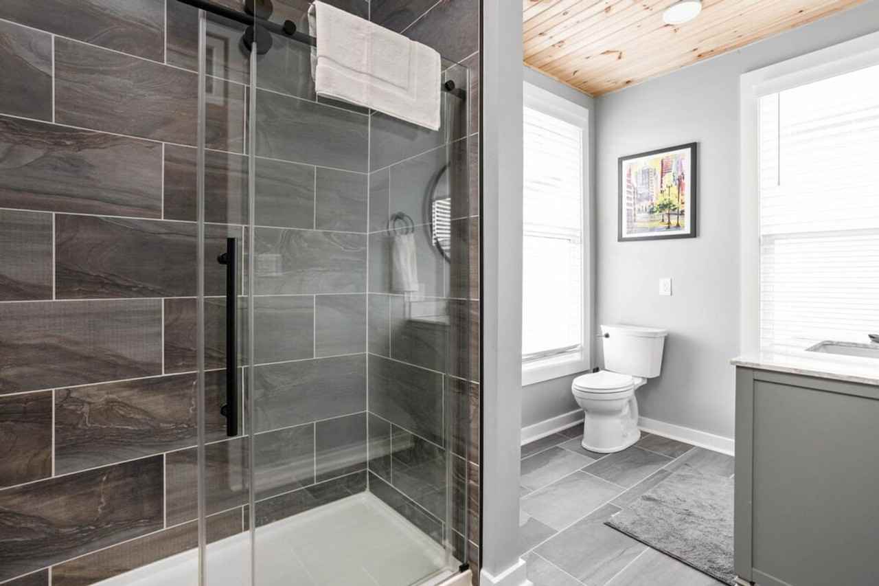 848 Camp Street - Photo 3 of 43