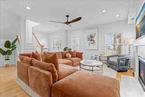 featured image of 212 Central Ave