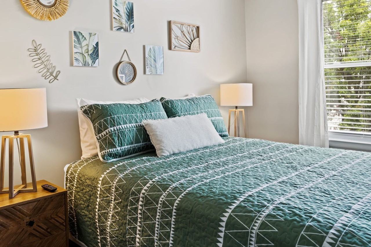 131 N Vermont Ave #1309003P - Photo 7 of 46