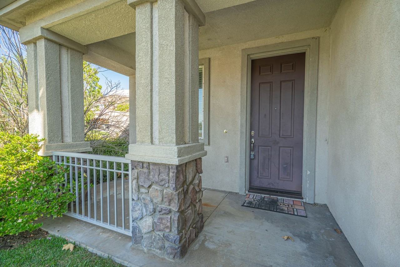 24198 Matthew Place - Photo 2 of 23