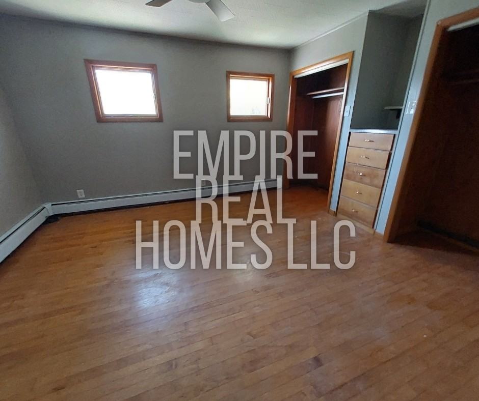 22 Myrtle Ave - Photo 2 of 9