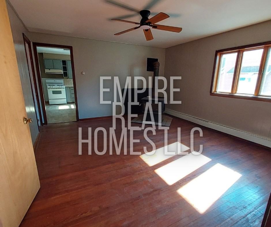 22 Myrtle Ave - Photo 3 of 9