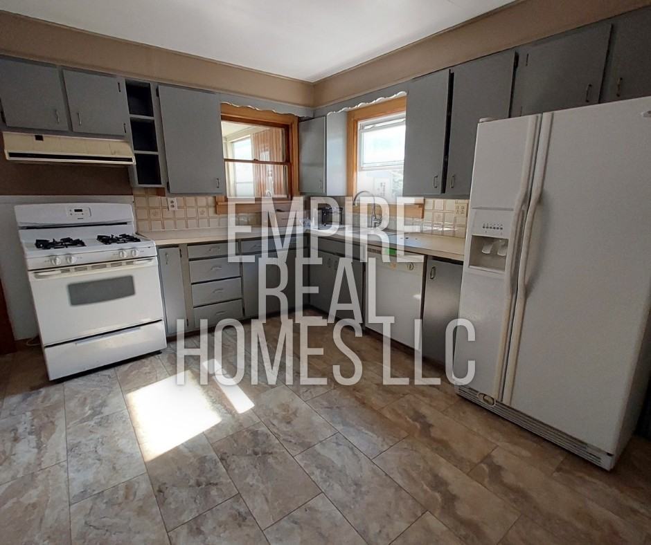 22 Myrtle Ave - Photo 7 of 9