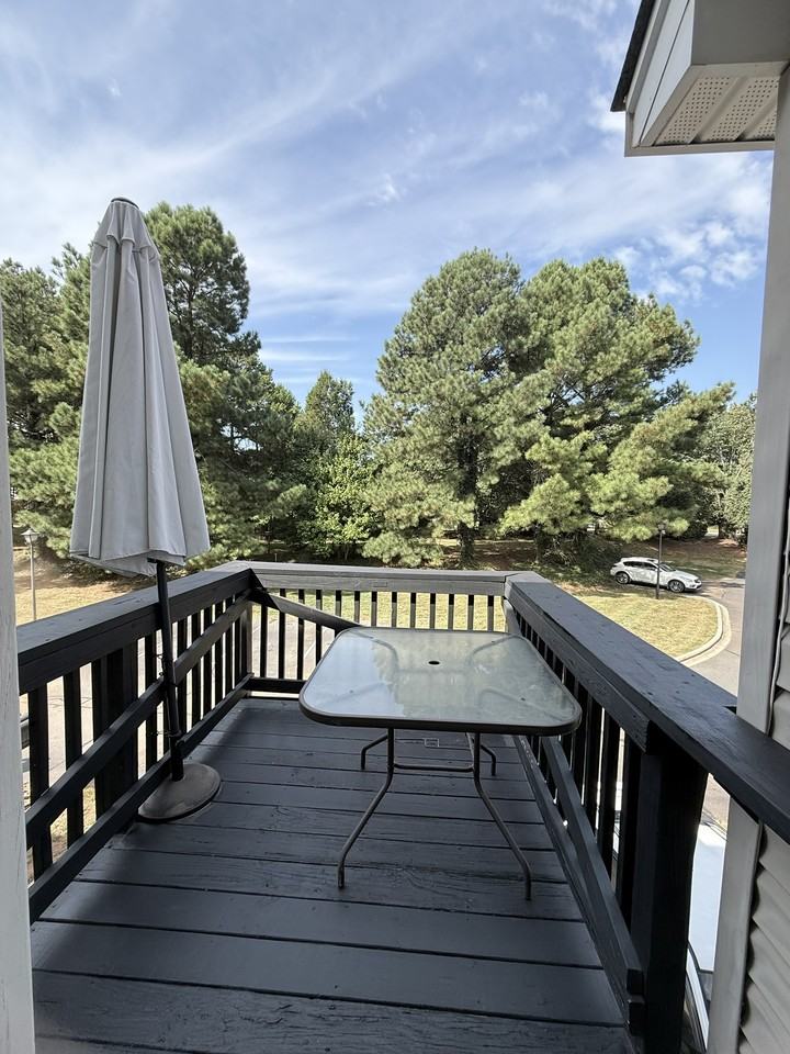 9858 Treeside Lane - Photo 7 of 17