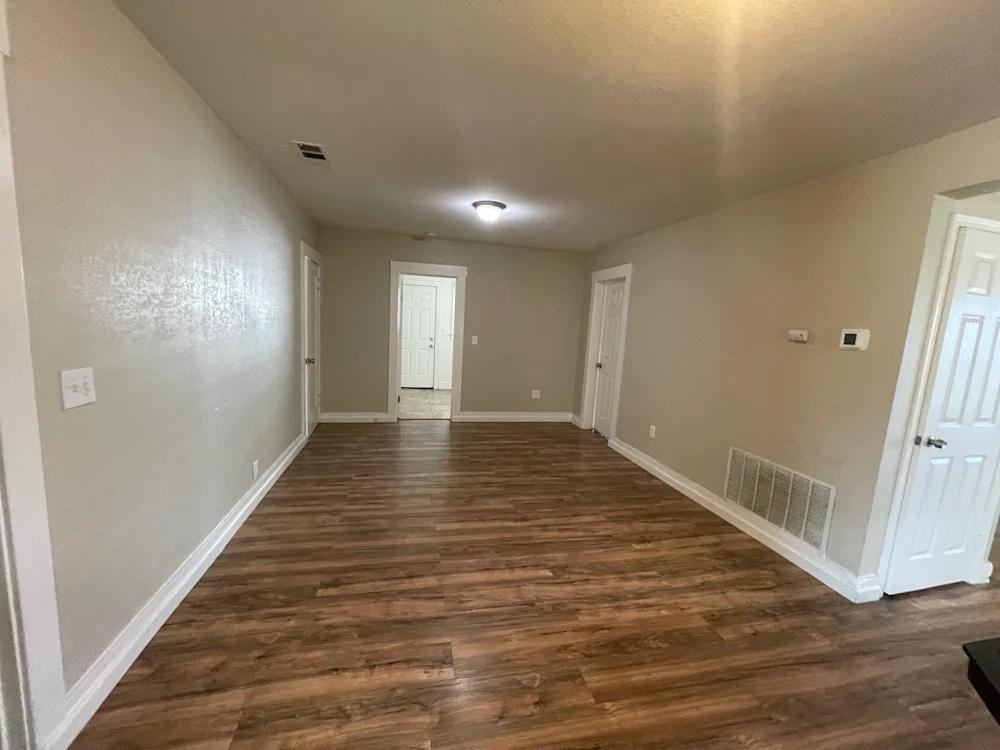 157 N 5th St - Photo 3 of 17