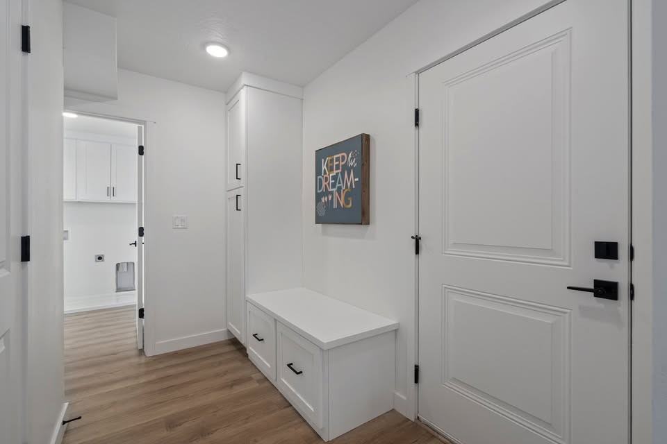 1087 E 1320 S - Photo 7 of 22